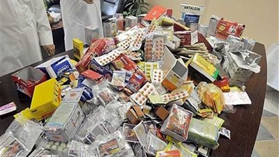 التحفظ على كميات كبيرة من الادويه مجهولة المصدر بملوي