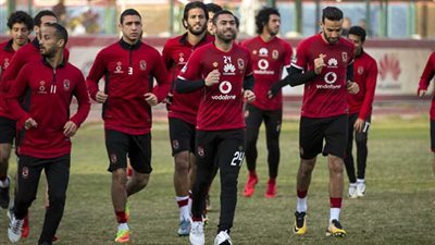الأهلي يفرض السرية على المران الختامي لموقعة الزمالك