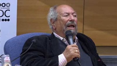 بلاغ للنائب العام يطالب بإسقاط جنسية 