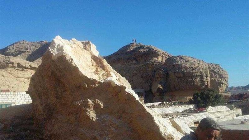 بعد إخلاء 13 منزلًا..