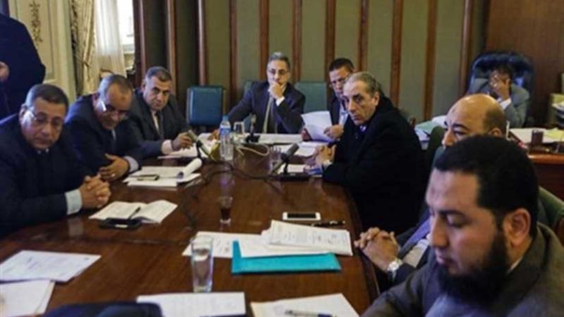 14 طلب إحاطة في محلية