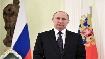 بوتين يهنئ مواطني روسيا بعيد اليلاد المجيد