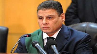 غدا.. إعادة محاكمة مرسي و23 آخرين بقضية 