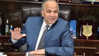 المحافظ وقيادات القليوبية يهنئون الأقباط بعيد الميلاد