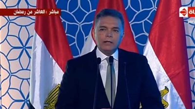 وزير النقل: إجمالي استثمارات الطرق والكباري التي تم إنجازها 22.5 مليار جنيه