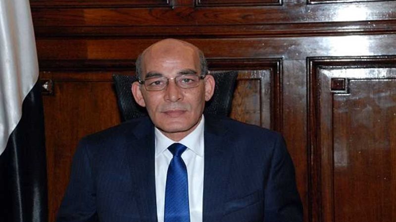 الزراعة تنظم زهور