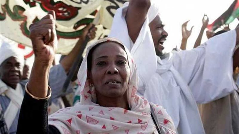 قتيل وجرحى في مظاهرات