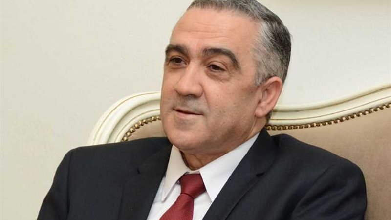 وزيرا الداخلية الجزائري