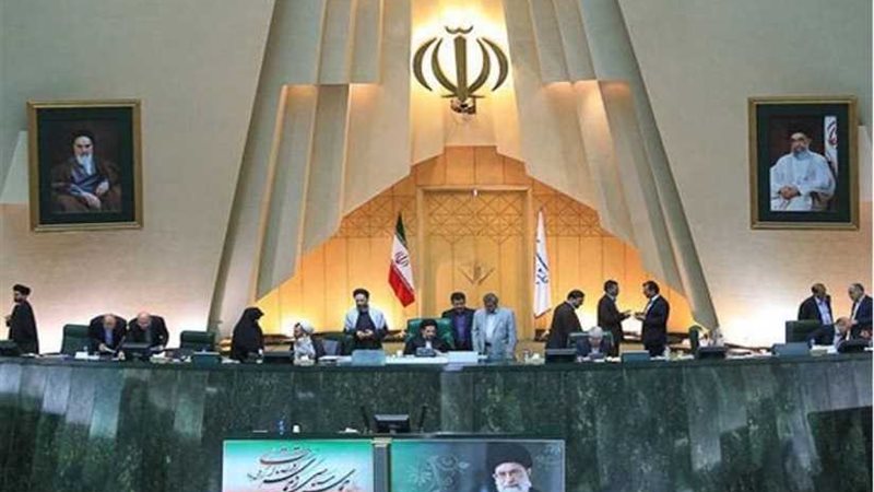 اجتماع الأبواب المغلقة