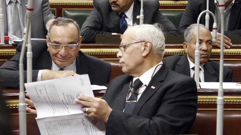 تأجيل مناقشة رسوم