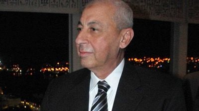 محافظ أسوان يتابع الإجراءات النهائية لاحتفالات العيد القومي للمحافظة