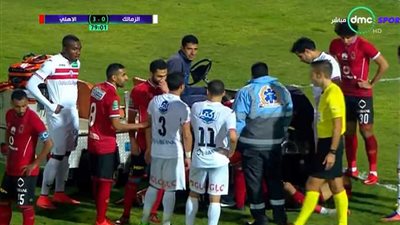 60 دقيقة.. الأهلي يتقدم بثلاثية نظيفة والزمالك يفرض سيطرته على وسط الملعب