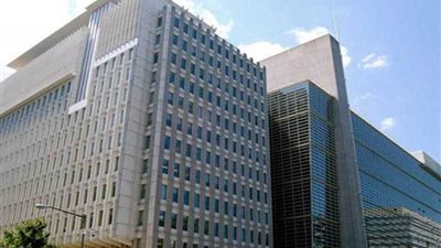 شكوى للبنك الدولي ضد الحوثيين بعد سرقتهم مليارات من معاشات المتقاعدين