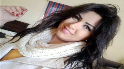 سمر علي تبدأ 