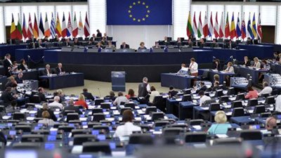 البطالة تتراجع في الاتحاد الأوروبي