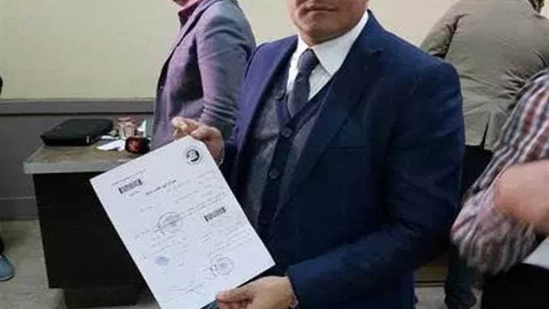 البطران يوقع أول