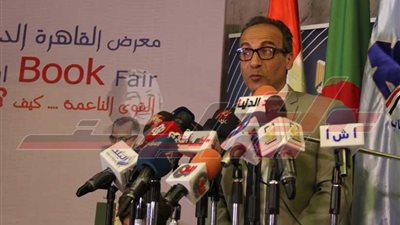هيثم الحاج علي: نتعاون مع المصنفات لتفادي الكتب المزورة بمعرض الكتاب