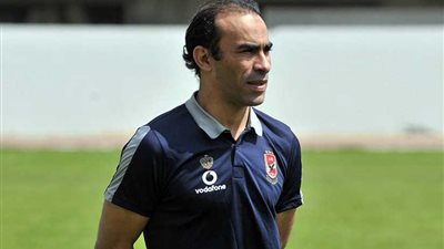 الأهلي يسمح للإعلام بحضور 20 دقيقة فقط من المران