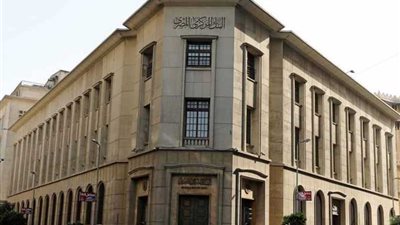 تعرف على تفاصيل ما تم سداده من التزامات وما اقترضته مصر في 2017