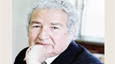 توزيع جوائز الفائزين في مسابقة إحسان عبدالقدوس