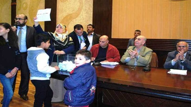 قرعة لتوزيع 25 سيارة