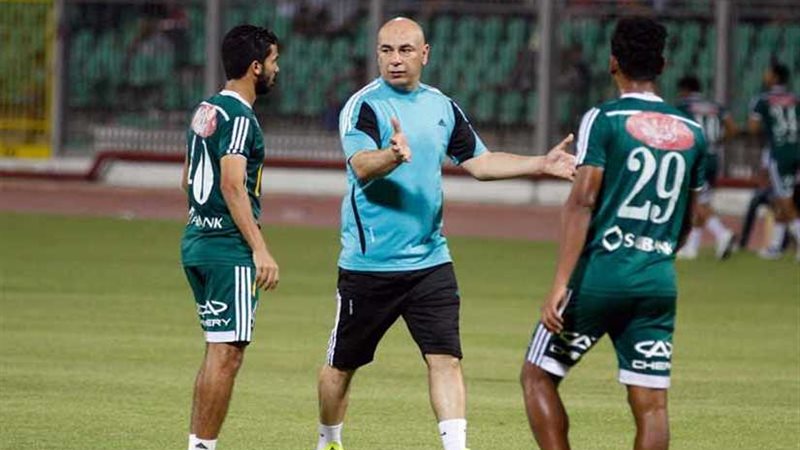 المصري يؤدي مرانه