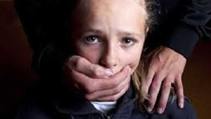 قانوني يطالب النواب