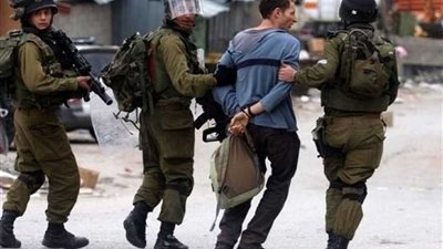 إصابة واعتقال شبان فلسطينيين في مواجهات مع قوات الاحتلال الإسرائيلي بالضفة