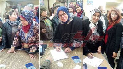 ​​ توافد المواطنين بالمنيا لتحرير توكيلات لـ«السيسي»