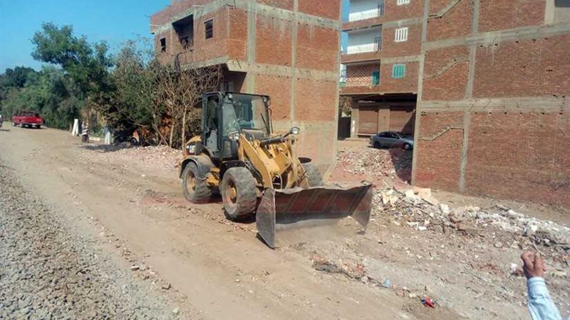 طرق تشكو الإهمال..