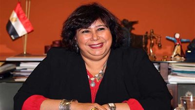 نقابة السينمائيين تهنئ وزيرة الثقافة