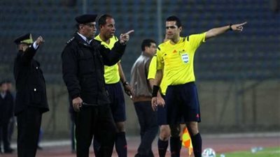 حكام مباريات 