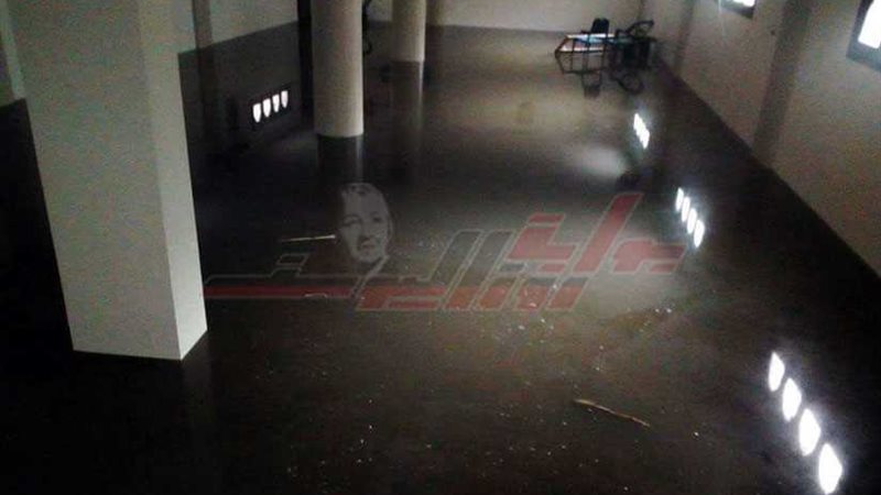 غرق مسجد بمياه الصرف