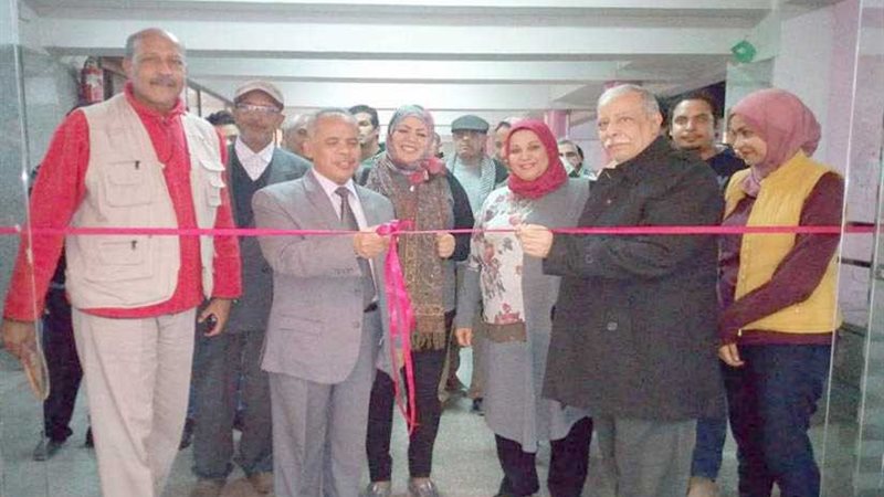 افتتاح معرض فيها