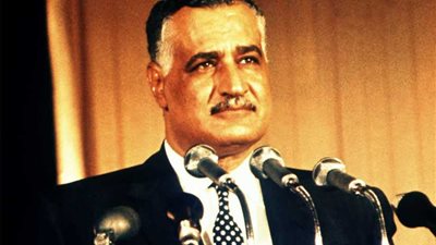 عبد الناصر في عيون الآخر.. بين الهيبة والإعجاب