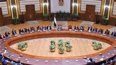 السيسي يلتقي ممثلين عن 26 صندوقًا إقليميًا وعالميًا للاستثمار دعمًا للتنمية الاقتصادية الشاملة