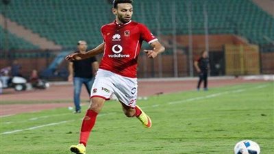 ميدو جابر بديلًا لمؤمن زكريا في تشكيلة الأهلي لمباراة الطلائع