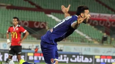 الأهلي يتقدم على طلائع الجيش بهدف نظيف في الشوط الأول