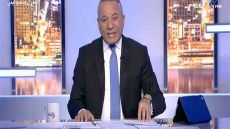 أحمد موسى يبكي على