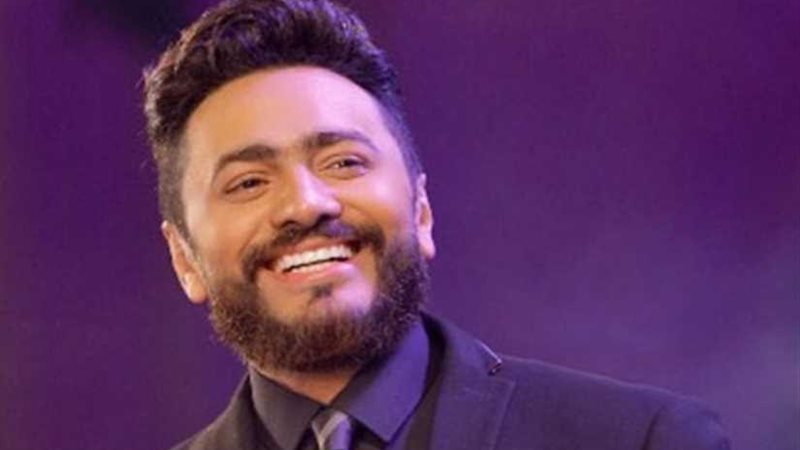 تامر حسني يحيي مهرجان