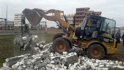 المنوفية ..إزالة 16 مبني مخالف علي الأراضي الزراعية (صور)