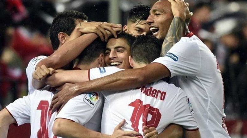 إشبيلية يفوز على