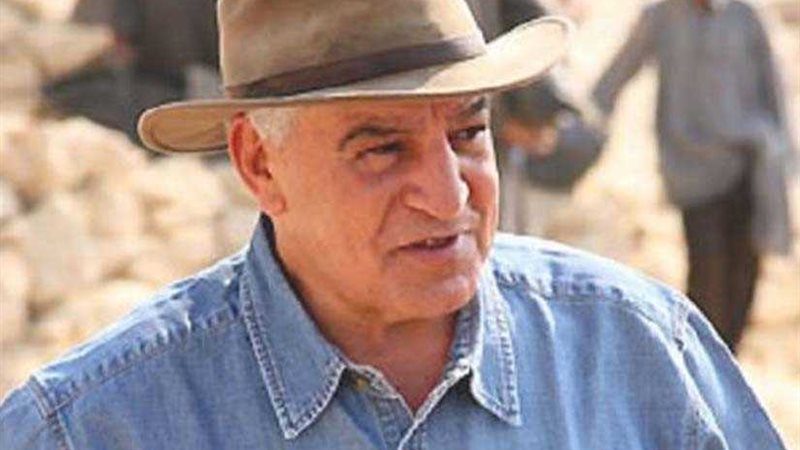 حواس يقود بعثة الحفائر