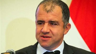 السويدي: نختلف مع الحكومة لكن داخل الغرف المغلقة وليس على شاشات الإعلام