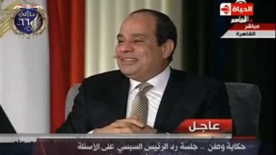 السيسي: أنا وزير للمرأة (فيديو)