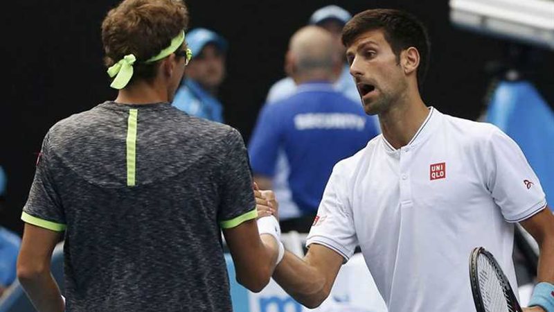 ايستومين يقصي حامل