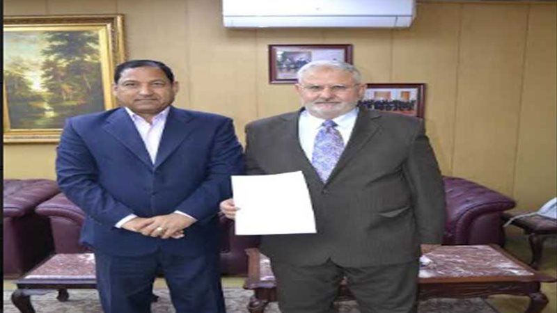 محافظ الغربية يستقبل