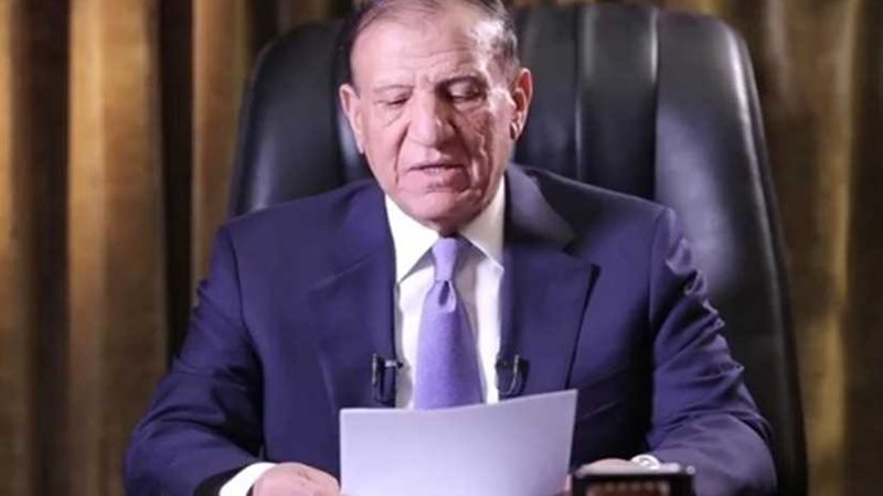 دستوريون: إعلان عنان