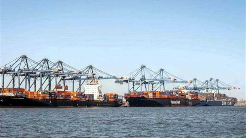 إغلاق ميناء نويبع