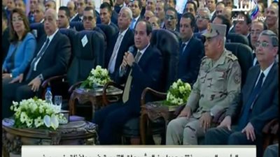 شاهد.. هدية السيسي لمزارعي القصب بالصعيد